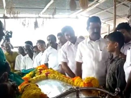 நெல் ஜெயராமனின் உடல் தகனம்.. கண்ணீருடன் விடைகொடுத்த மக்கள்!