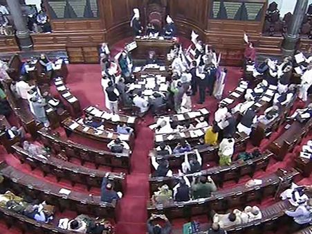 மேகதாது, ரபேல் விவகாரம்... தொடர் அமளியால் மாநிலங்களவை நாள் முழுவதும் ஒத்திவைப்பு