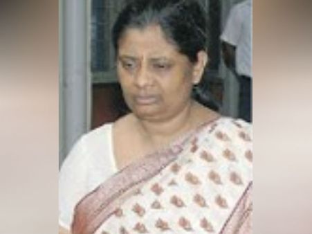 பரபரப்பான தட்கல் பாஸ்போர்ட் லஞ்ச வழக்கு.. முன்னாள் அதிகாரி சுமதி ரவிச்சந்திரன் விடுதலை