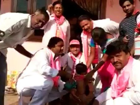 ஆய் கழுவி.. ஷேவ், கட்டிங் செய்து.. என்னென்னலாம் செய்து வென்றுள்ளது டிஆர்எஸ் பாருங்க!