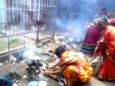 தை வெள்ளி: குடும்பத்தில் மகிழ்ச்சி பொங்கும் விரதம் - கடன் தொல்லை நீங்கும்