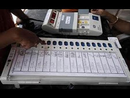 மின்னணு வாக்குப்பதிவு எந்திரத்தில் முறைகேடுகள் பண்ணலாம்.. லண்டனில் நேரடி செயல்வடிவ நிகழ்ச்சி