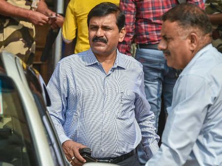 2ஜி வழக்கின் விசாரணை அதிகாரி உள்பட 20 பேர் மாற்றம்.. அதிரடியை தொடங்கிய நாகேஸ்வர ராவ்