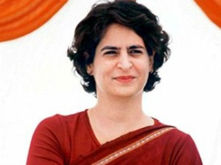 நேரடி அரசியலில் குதித்தார் பிரியங்கா காந்தி.. உ.பி. பொது செயலாளராக நியமனம்.. காங். அதிரடி