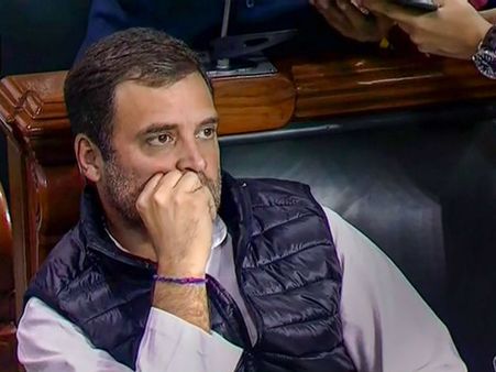 அதிமுக எம்பிக்கள் பின்னால் ஒளிந்து கொண்ட நிர்மலா சீதாராமன்.. ராகுல் காந்தி கடும் தாக்கு