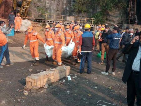 40 நாட்களுக்கு பிறகு.. 280 அடி ஆழத்திலிருந்து 2-ஆவது உடல் மீட்பு.. தொடரும் மேகாலயா சுரங்க பரிதாபம்