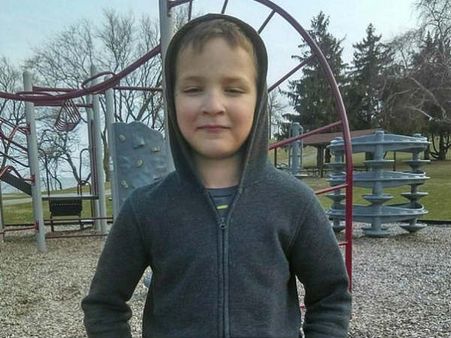 பைபிள் தெரியாத மகனா.. தினசரி சித்திரவதை செய்து உயிரோடு புதைத்து கொன்ற பெற்றோர்