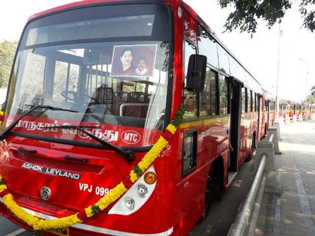 தனி தனி சீட்.. கண்டக்டருக்கு ஃபேன்.. ஆஹா.. தனியார் பஸ் முதலாளிகள் நிலைமை இனி பரிதாபம்தான் போலயே!