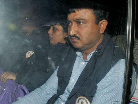 சிபிஐ-யின் அதிகார வரம்புதான் என்ன.. கொலகத்தாவில் அத்துமீறியதா சிபிஐ?