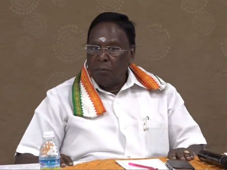 கிரண் பேடிக்கு எதிரான போராட்டத்தை மீண்டும் முடுக்கி விடப் போகிறோம்.. நாராயணசாமி அரசு