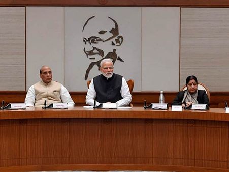 பதிலடிக்கு ஆயத்தமாகும் மத்திய அரசு.. 'முதல் முறையாக' அனைத்துக் கட்சி கூட்டத்திற்கு நாளை அழைப்பு