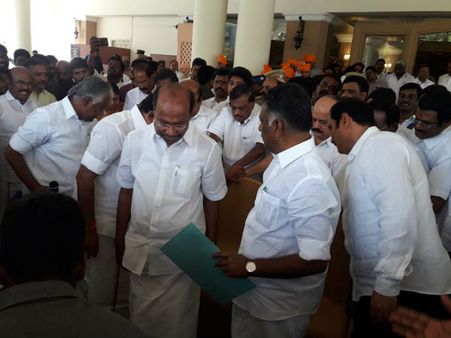 இந்த 10 கோரிக்கைகளுக்காக தான் அதிமுக கூட்டணியில் இணைந்தோம்… பட்டியலிட்டு விளக்கிய டாக்டர்