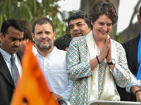 அது பாட்டுக்கு ஒருபக்கம் நடக்கும்.. நான் பாட்டுக்கு என் பணியில் கவனம் செலுத்துகிறேன்.. பிரியங்கா