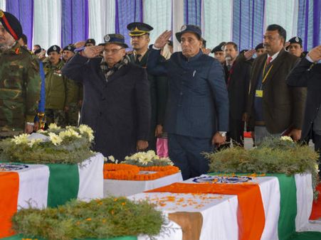 ஆவேசம்.. கண்ணீர்.. நெகிழ்ச்சி.. ஒரே குரலில் 'எல்லைச்சாமிகளுக்கு' புகழ் வணக்கம் சொல்லும் இந்தியா