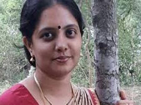 EXCLUSIVE: இது ஒரு ஆரம்பம்.. தொடக்க புள்ளி.. அதிர்வலை ஏற்படுத்தும்.. சாதியை துறந்த சிநேகா