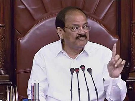 எதிர்பார்த்தது நடந்தது.. ராஜ்யசபாவில் அமளி.. ஒத்திவைப்பு! முத்தலாக், குடியுரிமை மசோதா தாக்கல் இல்லை