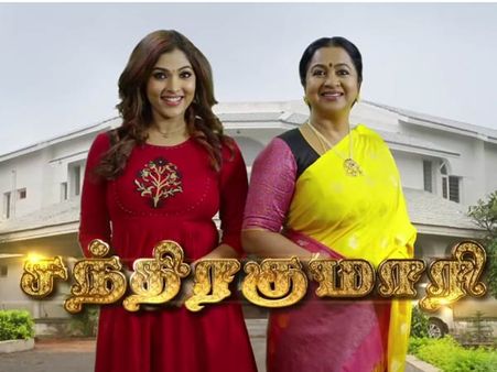 ராதிகா தொடரை திடீரென மாலை நேரத்துக்கு மாற்றியதால் வாசகர்கள் அதிர்ச்சி.. பரபரப்பு!