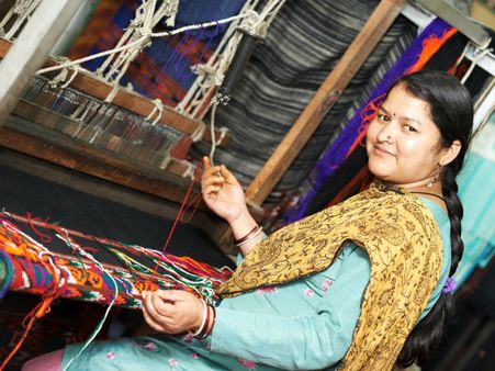 இந்திய மக்களிடம் சிரிப்பு இருக்கு… ஆனா, சந்தோசம் இல்லை… ஐ.நா தகவல்