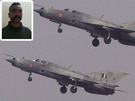 ராணுவ கான்வாய்.. உச்சகட்ட பாதுகாப்பு.. இப்படித்தான் வாகா அழைத்து வரப்பட்டார் அபிநந்தன்!