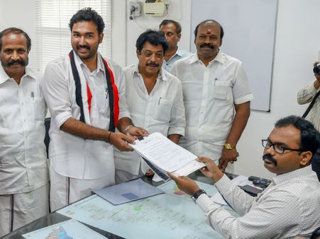 இன்று வெளியாகிறது இறுதி வேட்பாளர் பட்டியல்.. வேட்புமனுக்களை வாபஸ் பெற இன்றே கடைசி நாள்