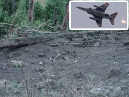 35 உடல்களை பார்த்தோம்.. புகைப்படம் எடுக்க முடியவில்லை.. பாக்.கில் இந்திய தாக்குதலின் நேரடி சாட்சி!