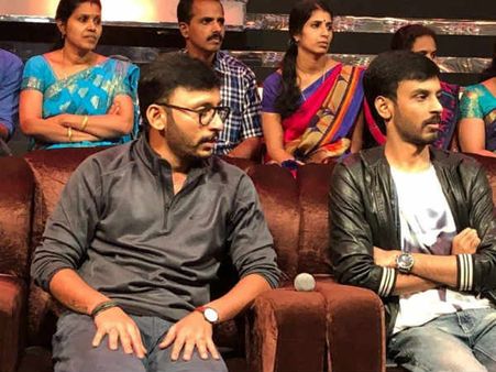 ஆத்தாடி பாவாடை காத்தாட... எல்கேஜி பாலாஜியின் மனசை அள்ளிய ராசா!