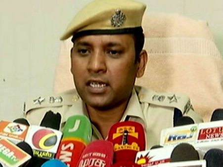 பொள்ளாச்சி பாலியல் கொடூரம்.. பாதிக்கப்பட்ட பெண்ணின் பெயரை வெளியிட்ட எஸ்பி மீது ஒழுங்கு நடவடிக்கை