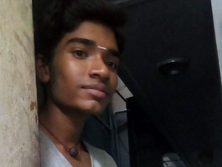 மதுரையில் ராகிங் கொடுமை.. விஷம் குடித்த இரு கல்லூரி மாணவர்களில் மேலும் ஒருவர் பலி