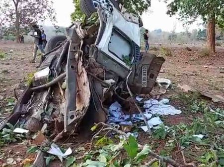 சட்டீஸ்கரில் மாவோயிஸ்டுகள் பயங்கர தாக்குதல்.. பாஜக எம்எல்ஏ படுகொலை.. பாதுகாப்பு வீரர்கள் 5 பேர் பலி