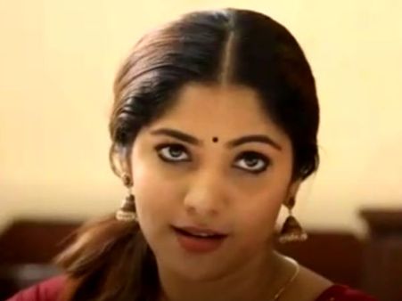 சத்யா நான் என் கையால..... சாப்பிடல.. இதுதாங்க நேற்றைய சந்திரகுமாரியின் 'சப்' கதை!