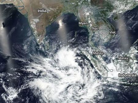 வங்கக் கடலில் உருவானது ஃபனி புயல்.. ஆனால் தமிழகத்தை தாக்காது.. சென்னை வானிலை மையம்