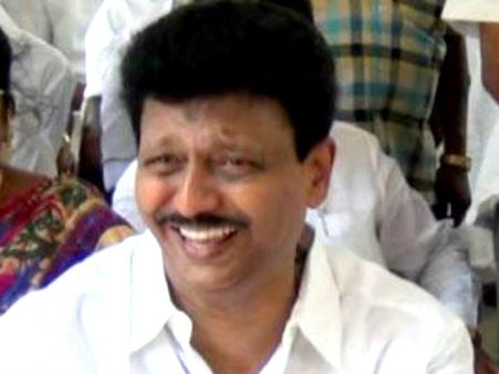 தயவு செஞ்சு அந்த பிச்சை காசை வாங்காதீங்க.. வாக்காளர்களுக்கு திவாகரன் கோரிக்கை