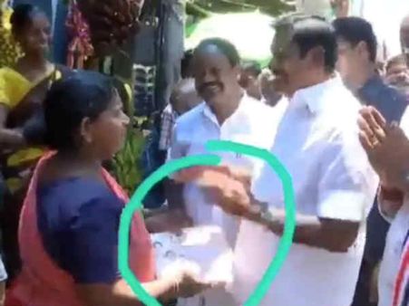 உண்மை இதுதான்.. முதல்வர் பணம் கொடுத்தாரா? வைரல் வீடியோ குறித்து பழக்கடை பெண் விளக்கம்!