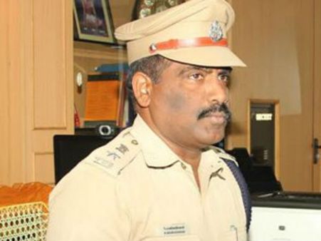 ஸ்டாலின் சொன்ன ஒற்றை வார்த்தைக்காக... மதுரை மாவட்ட எஸ்பி காரிலேயே சோதனை!