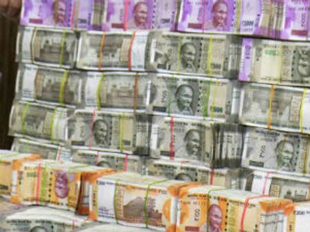 ஆண்டிபட்டியில் கைப்பற்றப்பட்ட ரூ.1.48 கோடி அதிமுகவுக்கு சொந்தமானது... அமமுக வேட்பாளர் பல்டி