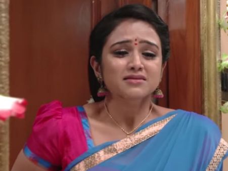 மனசு கஷ்டத்தை அனுபவிக்கும் பவுர்ணமியை தோழியும் தன் பங்குக்கு வசமா படுத்தறாளே!