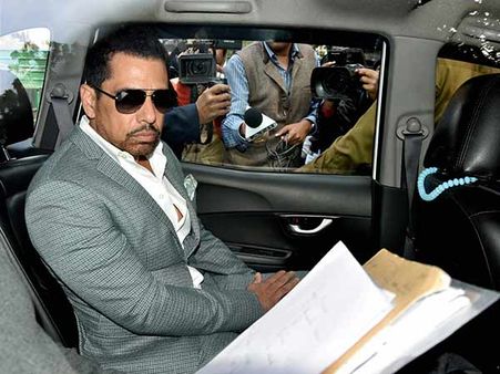 அன்னிய செலாவணி மோசடி வழக்கு.. ராபர்ட் வதேராவுக்கு முன்ஜாமீன் வழங்கியது டெல்லி பாட்டியாலா நீதிமன்றம்