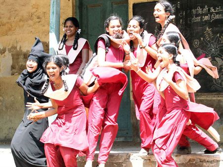 பிளஸ் 2 தேர்வில் அசத்திய சென்னை மாநகராட்சி பள்ளிகள்.. 4 அரசு பள்ளிகள் 100 சதவீதம் தேர்ச்சி