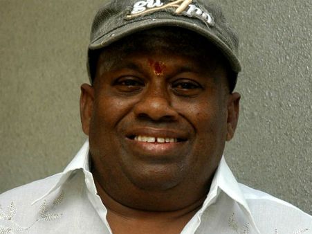 அடச்சே.. தூக்கி வளர்த்த அதிமுகவை பார்த்து என்ன வார்த்தை சொல்லிவிட்டார் இந்த செந்தில்!