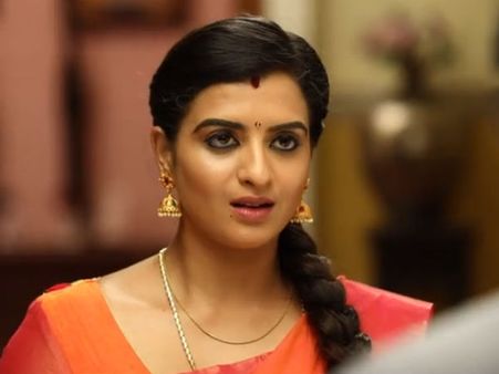 ஏங்க.. .விஸ்வாசம் படத்துல கட்டிப் பிடிக்க கோட் வோர்ட் மாதிரி நாமளும்... வேற பேசிக்கலாமா!