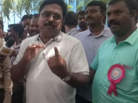 தமிழக மக்கள் பரிசுபெட்டக சின்னத்தில் வாக்களித்து பெரிய புரட்சி செய்ய போகிறார்கள்- டிடிவி நம்பிக்கை