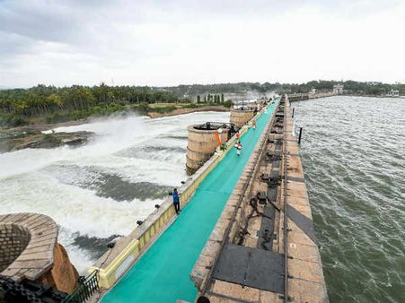 காவிரியில் தண்ணீர் திறக்கப்படுமா.. நாளை கூடுகிறது காவிரி ஒழுங்காற்று குழு கூட்டம்.. டெல்லியில்!