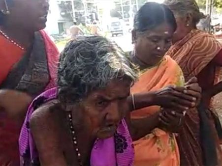 கம்பு ஊன்றி பாப்பம்பட்டிக்கு வந்த 103 வயது மூதாட்டி துளசியம்மாள்.. ஜனநாயக கடமையாற்றிய உணர்வு!