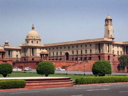 விடுதலைப் புலிகள் மீதான தடை விலக்கப்படுமா? தீர்ப்பாயம் அமைத்தது மத்திய அரசு