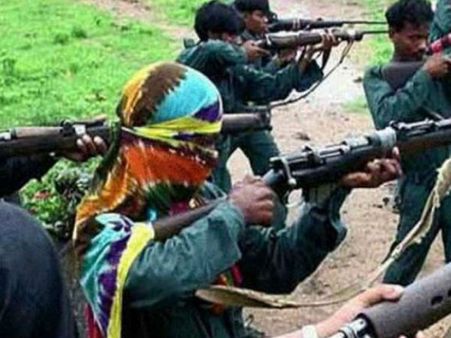 ஜார்க்கண்ட்டில் குண்டு வெடிப்பு.. மாவோயிஸ்ட் தாக்குதல்.. 11 பாதுகாப்பு படைவீரர்கள் படுகாயம்!