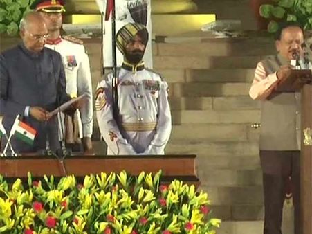 மோடி சர்கார்... ஹர்ஷ் வர்த்தன் மீண்டும் மத்திய அமைச்சரானார்