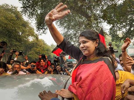 ஸ்டெர்லைட் மட்டும் இல்லை.. கனிமொழி பிரமாண்ட வெற்றியின் பின்னணி என்ன? களத் தகவல் இதுதான்