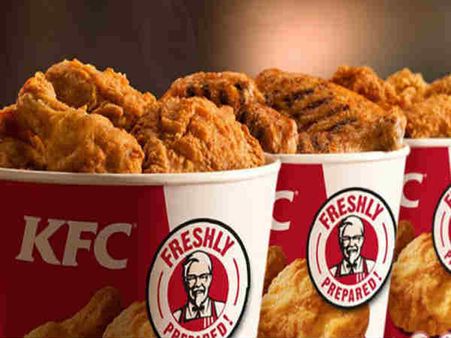 ஒருநாள், ரெண்டு நாள் இல்ல.. ஒரு வருசமா கேஎப்சியை ஏமாற்றி சாப்பிட்ட மாணவர்.. இனி களி தான்!