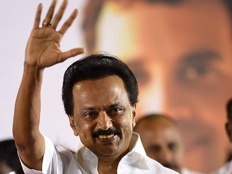 வெற்றி பார்முலாவை சொல்லுங்கள்.. திமுக ஜெயித்தது எப்படி? ஸ்டாலினிடம் வரிசைகட்டும் தேசிய தலைவர்கள்!