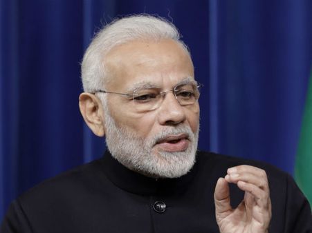 மேக மூட்டம்.. ரேடாரில் சிக்க மாட்டோம்.. பாலக்கோடு தாக்குதல் பற்றி விளக்கிய மோடி.. சர்ச்சை!